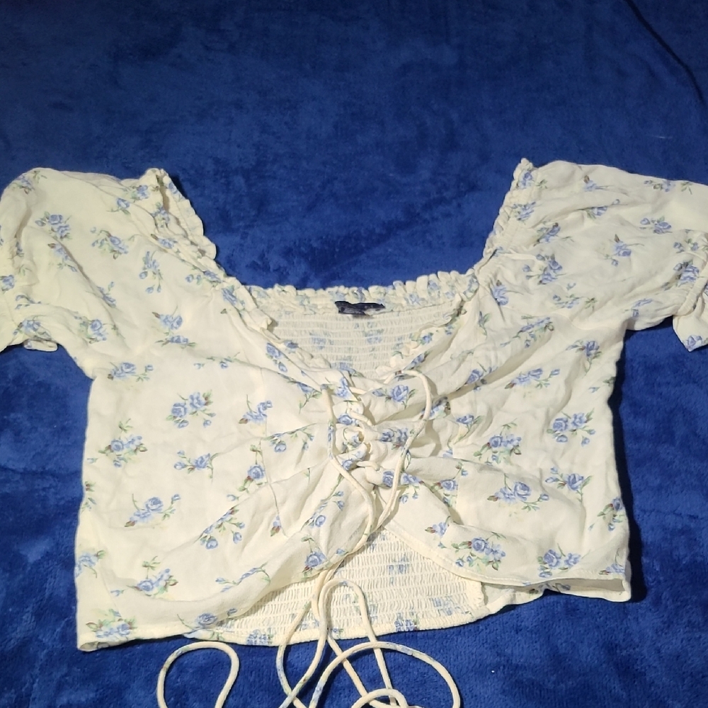American Eagle Outfitters Floral Lace-Up Blouse - Cream and Blue